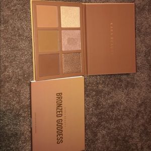 Bronzer and highlighter palette